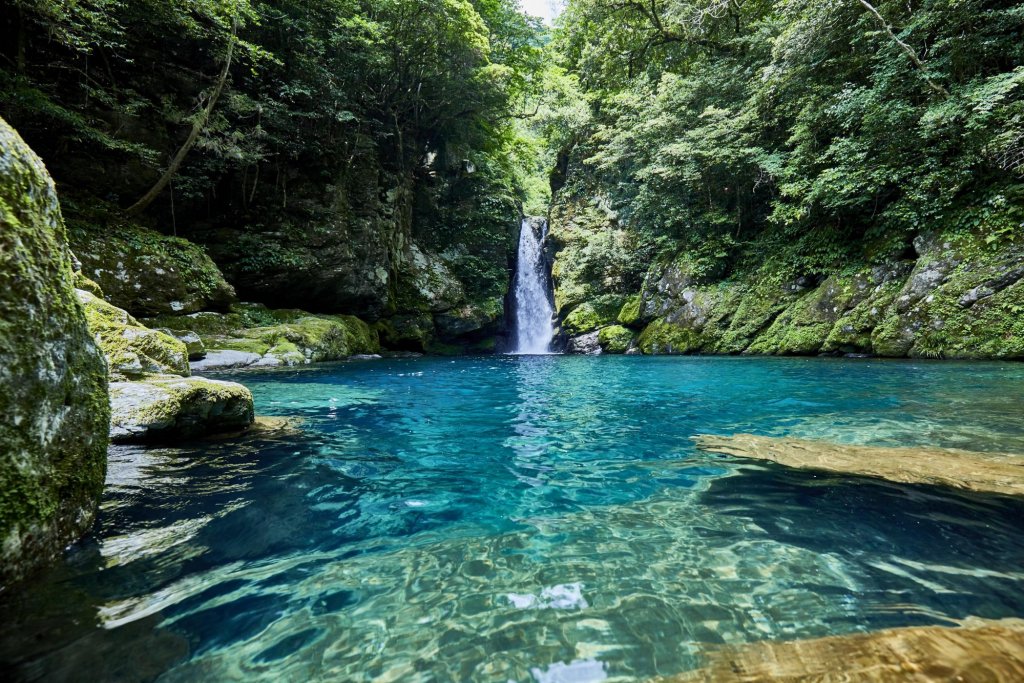 Cruising Japanese coastal waters